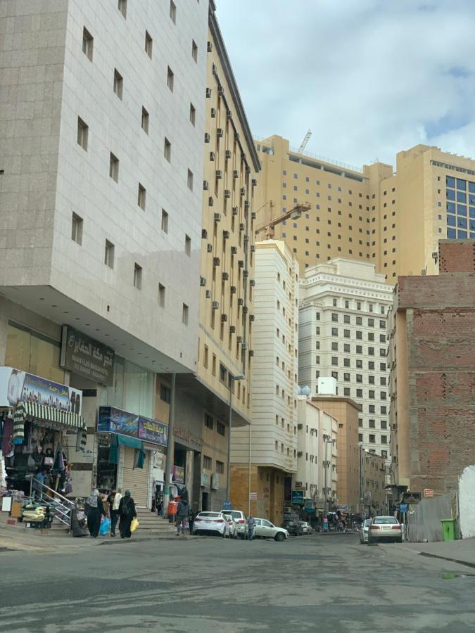 غرف سكنية للايجار La Mecca Esterno foto